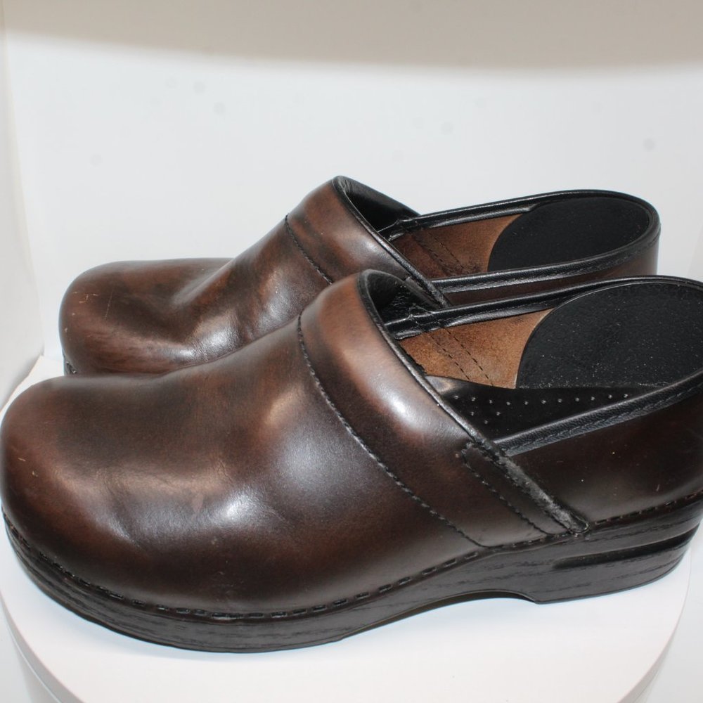 Dansko Womens 41 Professional Clog Brown Slip On Leather Medical Nursing Shoes - Picture 7 of 15
